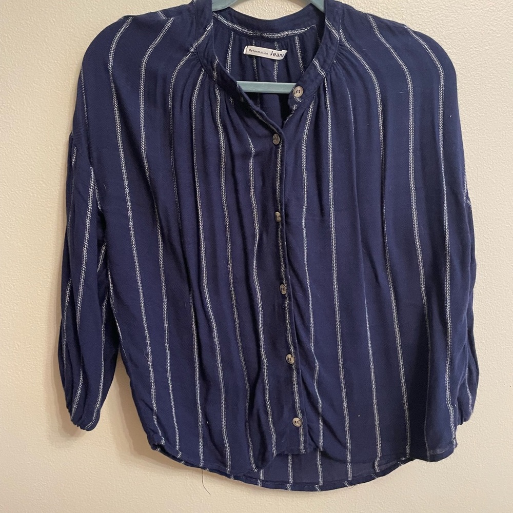🔮5 for 💲30  Reformation shirt